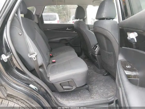 5XYPGDA37KG434150 2019 KIA SORENTO - Image 8