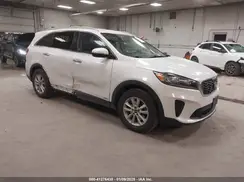 5XYPGDA37KG436237 2019 KIA SORENTO