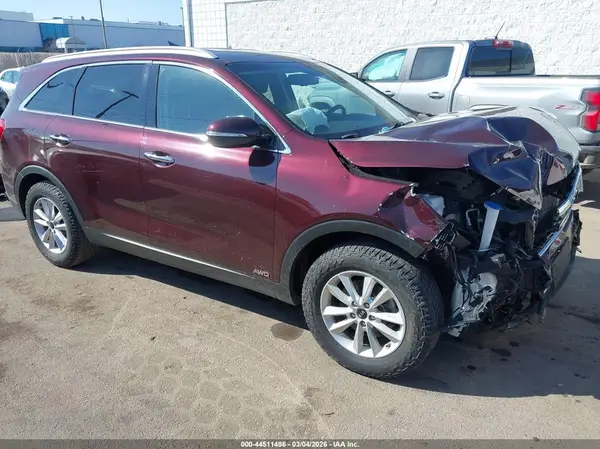 5XYPGDA37KG438022 2019 KIA SORENTO - Image 1