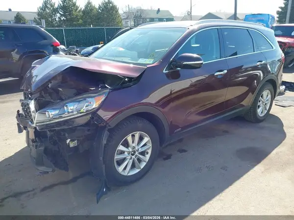 5XYPGDA37KG438022 2019 KIA SORENTO - Image 2