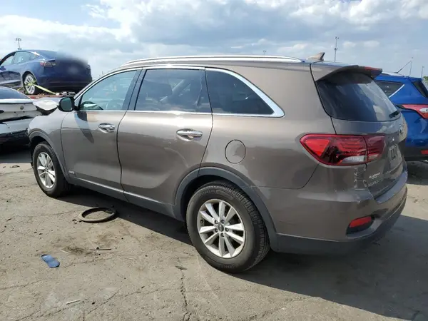 5XYPGDA37KG439509 2019 KIA SORENTO - Image 2