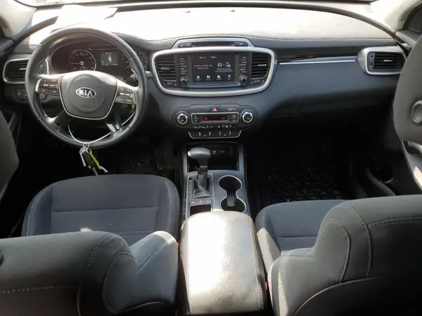 5XYPGDA37KG439509 2019 KIA SORENTO - Image 8