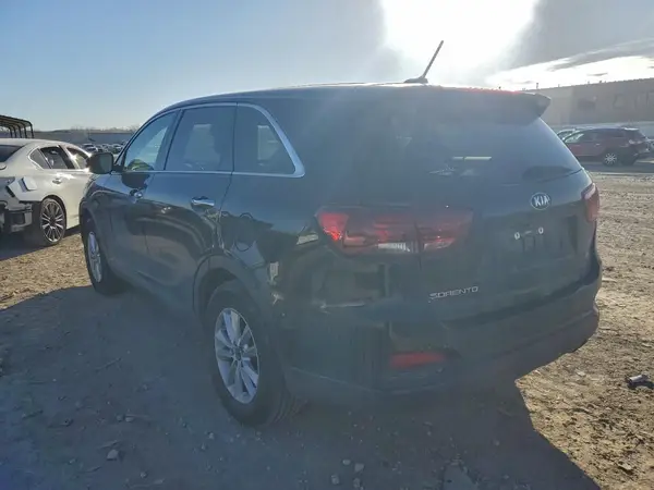 5XYPGDA37KG473918 2019 KIA SORENTO - Image 2