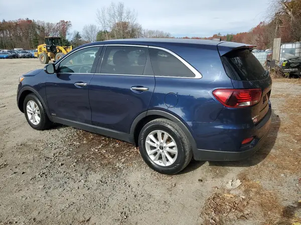 5XYPGDA37KG524365 2019 KIA SORENTO - Image 2