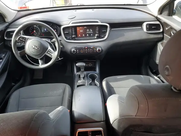 5XYPGDA37KG524365 2019 KIA SORENTO - Image 8