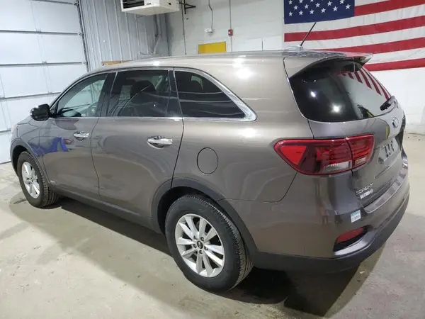 5XYPGDA37KG525547 2019 KIA SORENTO - Image 2