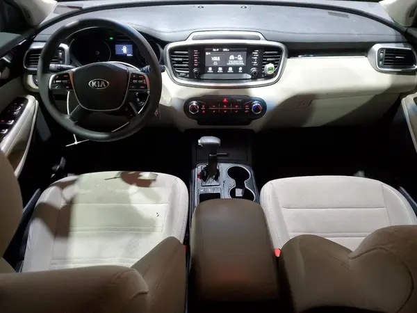 5XYPGDA37KG525547 2019 KIA SORENTO - Image 8