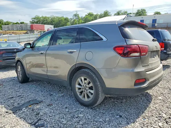 5XYPGDA37KG528531 2019 KIA SORENTO - Image 2