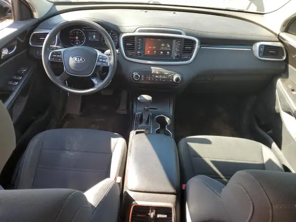 5XYPGDA37KG546589 2019 KIA SORENTO - Image 8
