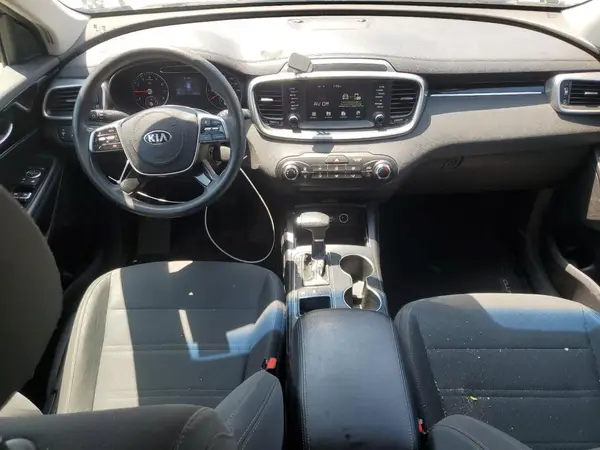 5XYPGDA37KG550075 2019 KIA SORENTO - Image 8