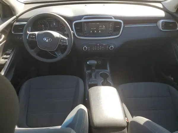 5XYPGDA37KG559858 2019 KIA SORENTO - Image 8