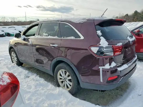 5XYPGDA37KG568561 2019 KIA SORENTO - Image 2