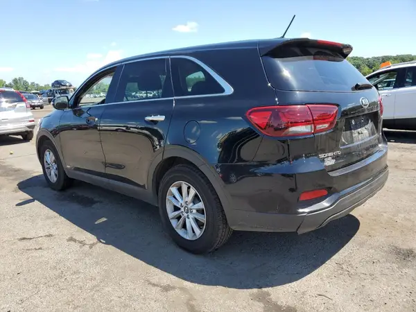 5XYPGDA37KG569614 2019 KIA SORENTO - Image 2
