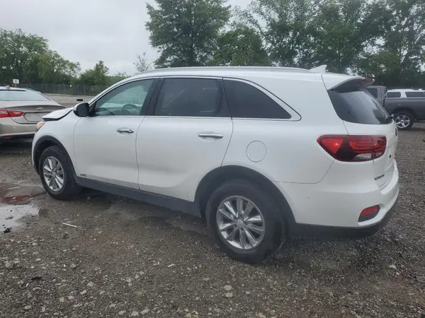 5XYPGDA37KG571282 2019 KIA SORENTO - Image 2
