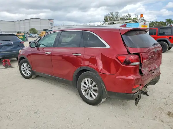 5XYPGDA37KG574070 2019 KIA SORENTO - Image 2