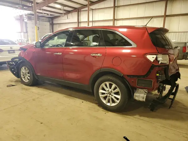 5XYPGDA37KG575123 2019 KIA SORENTO - Image 2