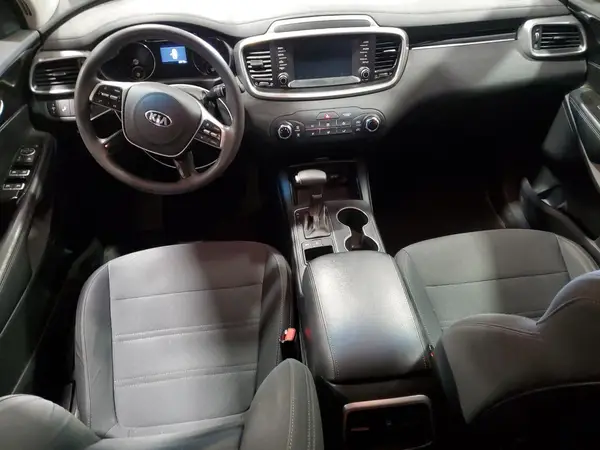 5XYPGDA37KG575123 2019 KIA SORENTO - Image 8