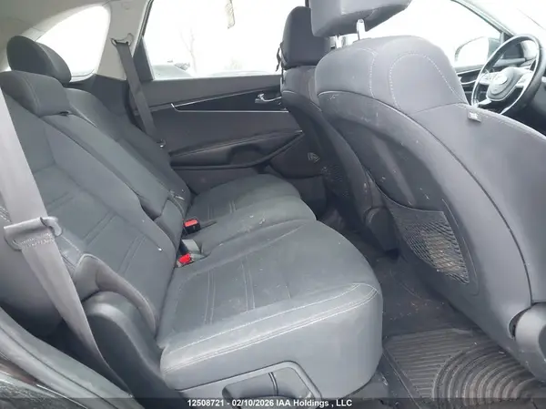 5XYPGDA37KG579902 2019 KIA SORENTO - Image 8