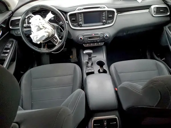 5XYPGDA37KG590978 2019 KIA SORENTO - Image 8
