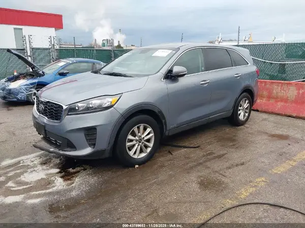 5XYPGDA37LG649786 2020 KIA SORENTO - Image 2