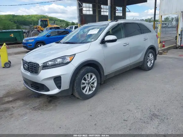 5XYPGDA37LG661694 2020 KIA SORENTO - Image 2