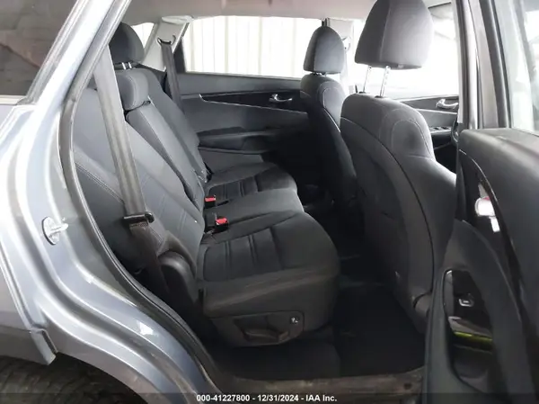 5XYPGDA37LG683095 2020 KIA SORENTO - Image 8