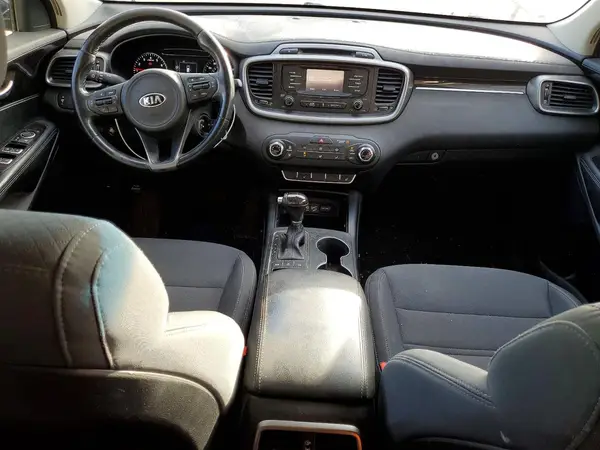 5XYPGDA38GG007244 2016 KIA SORENTO - Image 8