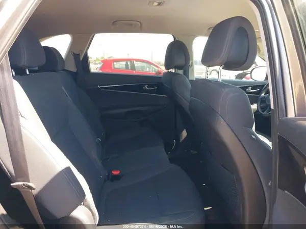 5XYPGDA38GG026344 2016 KIA SORENTO - Image 8