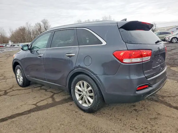 5XYPGDA38GG038686 2016 KIA SORENTO - Image 2