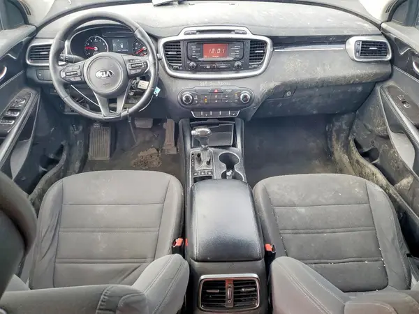 5XYPGDA38GG043676 2016 KIA SORENTO - Image 8
