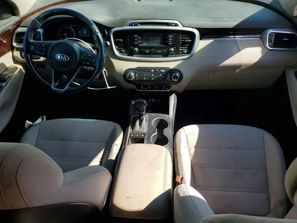 5XYPGDA38GG052507 2016 KIA SORENTO - Image 8