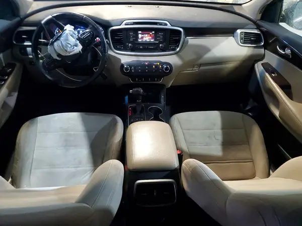 5XYPGDA38GG057819 2016 KIA SORENTO - Image 8