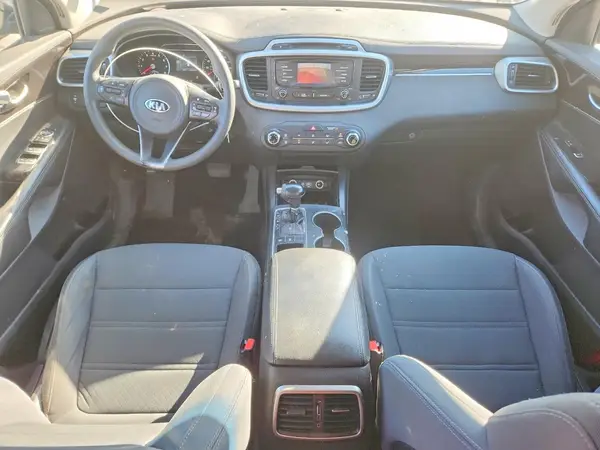 5XYPGDA38GG059019 2016 KIA SORENTO - Image 8