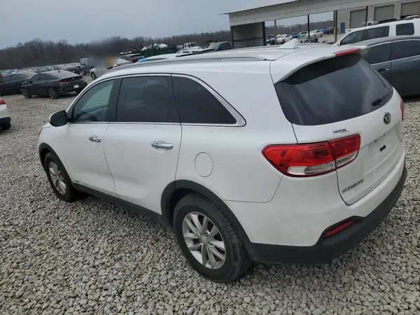 5XYPGDA38GG061790 2016 KIA SORENTO - Image 2