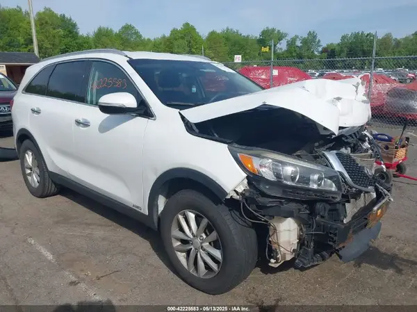 5XYPGDA38GG065497 2016 KIA SORENTO - Image 1