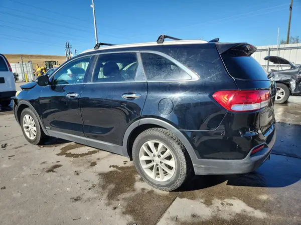 5XYPGDA38GG066343 2016 KIA SORENTO - Image 2