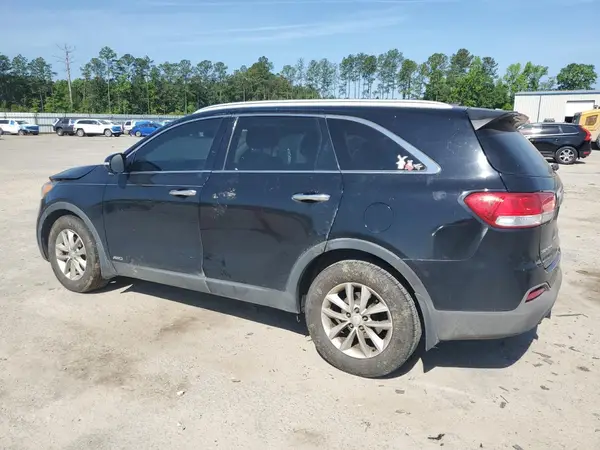 5XYPGDA38GG078024 2016 KIA SORENTO - Image 2