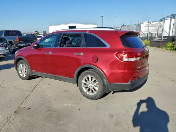 5XYPGDA38GG082428 2016 KIA SORENTO - Image 2
