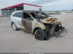 5XYPGDA38GG082980 2016 KIA SORENTO