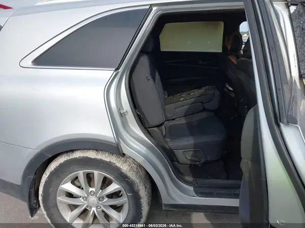 5XYPGDA38GG082980 2016 KIA SORENTO - Image 8