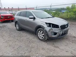 5XYPGDA38GG083692 2016 KIA SORENTO