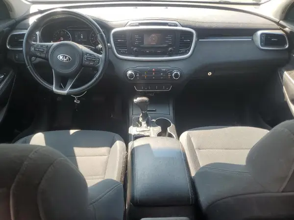 5XYPGDA38GG086107 2016 KIA SORENTO - Image 8