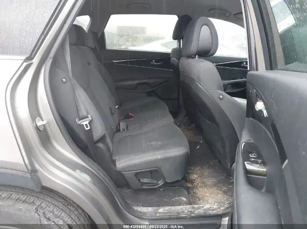 5XYPGDA38GG091520 2016 KIA SORENTO - Image 8
