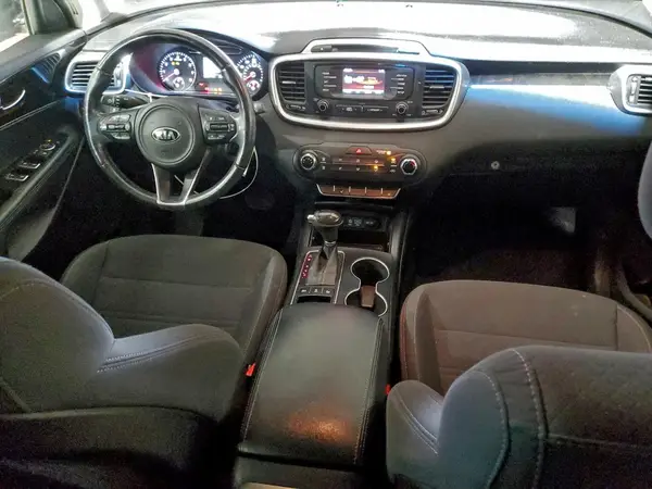5XYPGDA38GG110793 2016 KIA SORENTO - Image 8