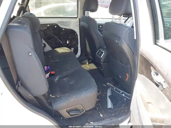 5XYPGDA38GG111037 2016 KIA SORENTO - Image 8