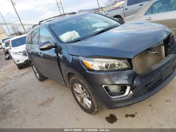 5XYPGDA38GG111877 2016 KIA SORENTO - Image 1