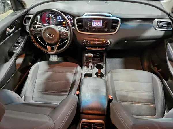 5XYPGDA38GG120529 2016 KIA SORENTO - Image 8