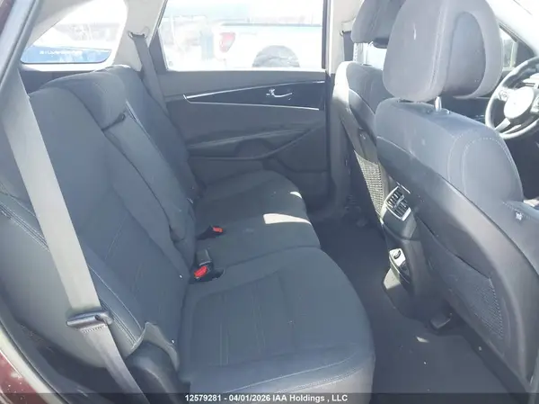 5XYPGDA38GG136875 2016 KIA SORENTO - Image 8