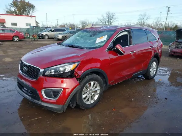 5XYPGDA38GG140831 2016 KIA SORENTO - Image 2