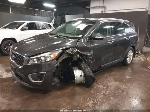 5XYPGDA38GG166006 2016 KIA SORENTO - Image 2